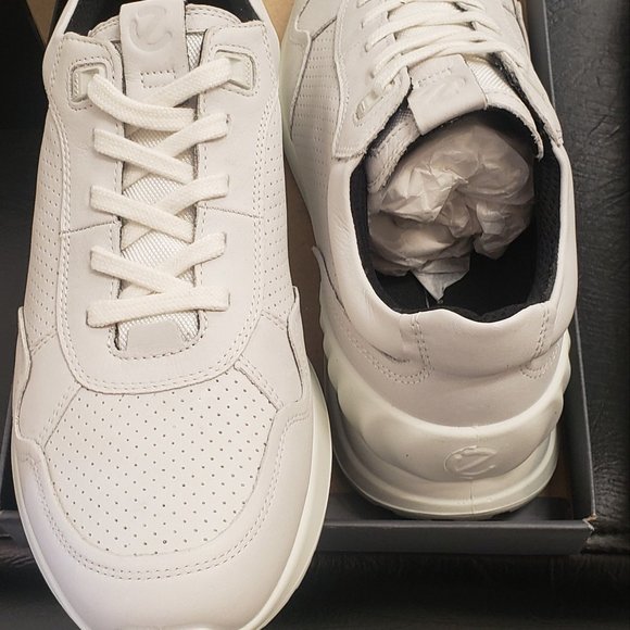 Ecco Other - White Sneakers (Leather Ecco)